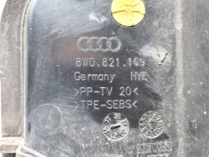 AUDI A4 B9 (2015–2026) Sonstiges Teil des vorderen Kotflügels 8W0821169 - 2