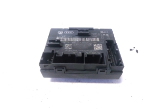 Front door control unit - 4G8959793E