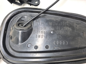 AUDI A4 B9 (2015–2026) Front door lock 8X2837015B - 3