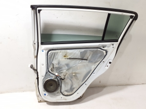 Kia Sportage (2010–2016) Rear side doors 770043W000 - 5