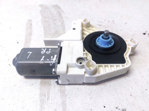 AUDI A7 (2010–2018) Front door window regulator motor 8K0959801B - 3