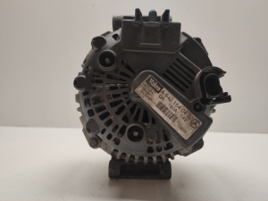 Mercedes Benz E-Class W212 (2009–2015) Generaator A6421540402 - 2