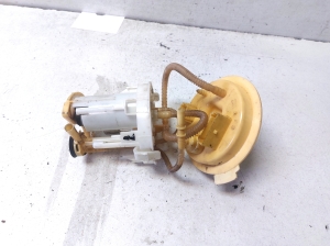 AUDI A4 B9 (2015–2026) Kraftstoffpumpe im Tank 8W0201317D - 3