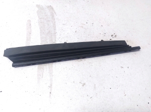 AUDI A7 (2010–2018) Muu katuseluugi detail 8D9877781A - 2
