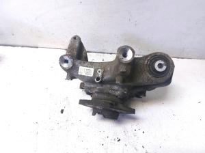AUDI A4 B9 (2015–2026) Tagumine rumm 8W0505431Q - 2