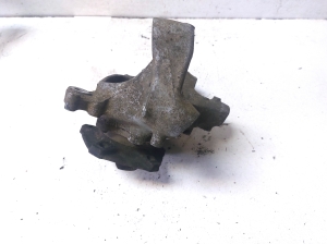 AUDI A4 B9 (2015–2026) Tagumine rumm 8W0505431Q - 3
