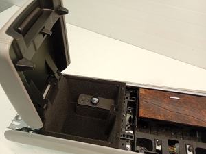 Jaguar XF (2008–2016) Center console - 7