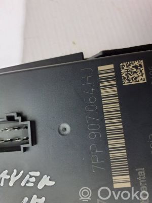 Porsche Cayenne (2010–2017) Komforta bloks 7PP907064HJ - 2