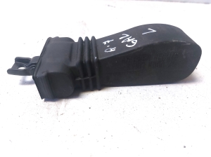 Rear side door opening limiter - 8T6839267A