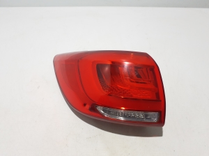 Eckleuchte hinten - 924013W610