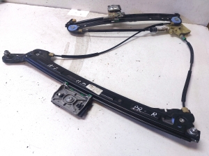 Front door window regulator - 4G8837462A