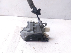 AUDI A7 (2010–2018) Front door lock 8J1837015C - 2