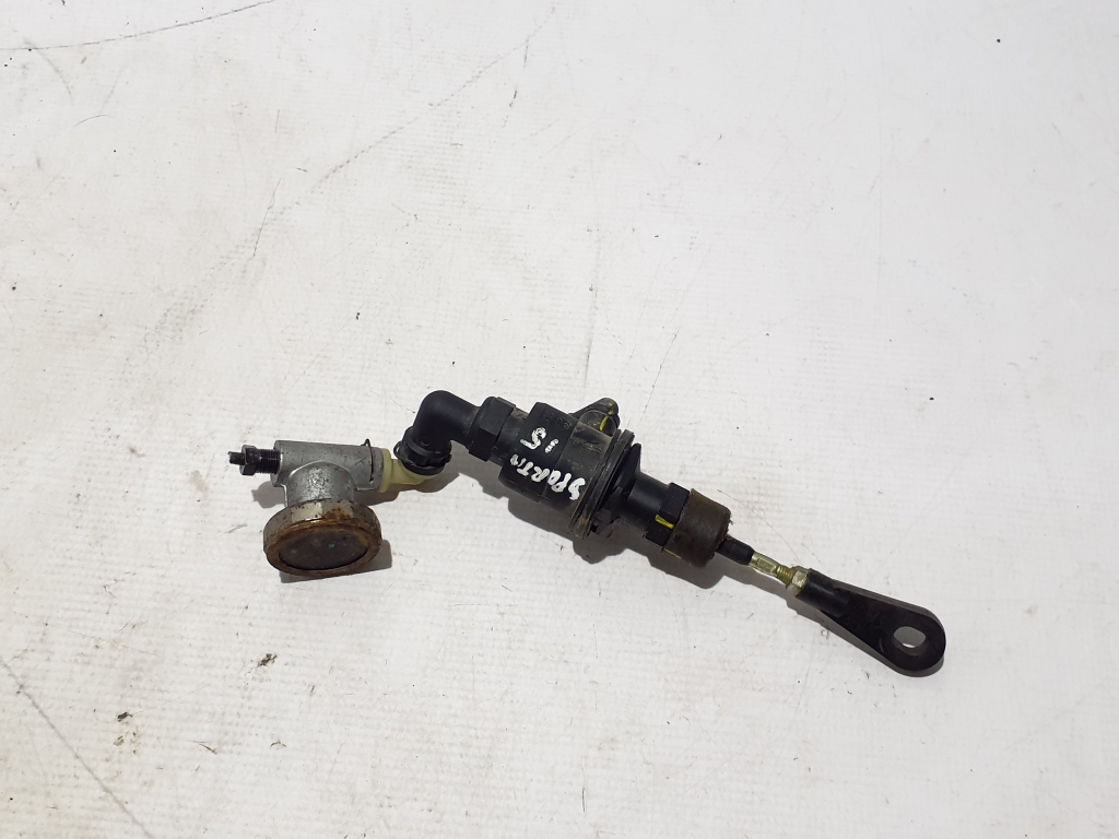 Kia Sportage (2010–2016) Siduri peasilinder 416052S000 Kia Sportage (2010–2016) Siduri peasilinder 416052S000