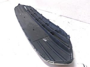 Ford B-MAX (2012–2018) Priekšējā bampera apakšējā reste AV1117B968AC - 2