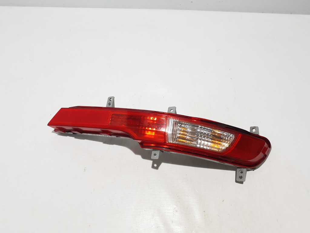 Kia Sportage (2010–2016) Tagumine udutuli 924053U300