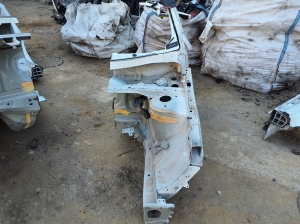 Polestar 2 II (2021–2026) Eesmine tugijalg 32405118 - 2