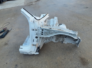 Front outrigger - 32405119