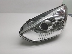 Ford S-MAX (2006–2015) Headlight 6M2113D155AL - 3