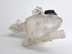 Ford Focus (2018–2026) Coolant reservoir JX618A080E - 2