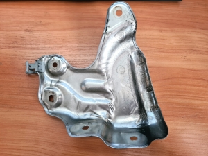 Ford Focus (2018–2026) Hitzeschutzblech Schalldämpfer JN1Q6K733AA - 2