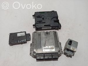 RENAULT Laguna III (2007–2015) Fahrzeugstartsystem