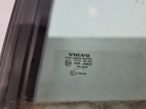 VOLVO C70 II (2006–2013) Vitre de custode arrière 31256477 - 3