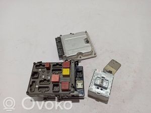 RENAULT Laguna II (2001–2007) Vehicle starting system - 4