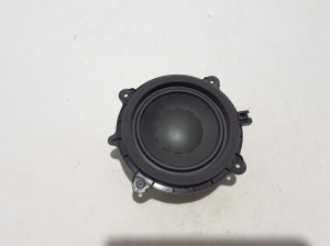 Speaker - 30679336