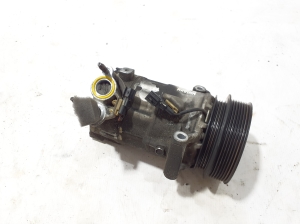 VOLVO XC40 (2017–2026) A/C compressor 31497908 - 3