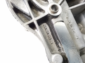 Porsche Cayenne (2010–2017) Engine bracket 946102225 - 2