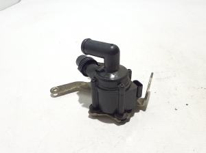 VOLVO XC40 (2017–2026) Auxiliary water pump 32249376 - 3