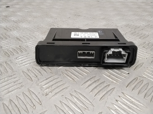 Module de commande du frein de stationnement électrique - 100761800J