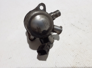 VOLVO XC40 (2017–2026) Kütusepump 32363034 - 2