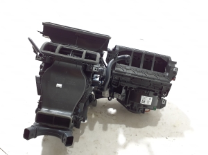 VOLVO XC40 (2017–2026) Heizungsgehäuse 32329501 - 5