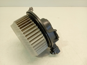   Heizungsgebläsemotor  - AV2727005381 