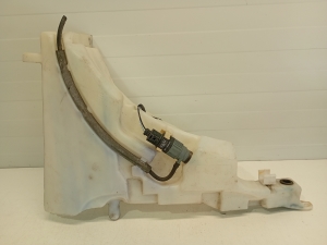 Jaguar XF (2008–2016) Front washer fluid reservoir 8X2317B613B - 4