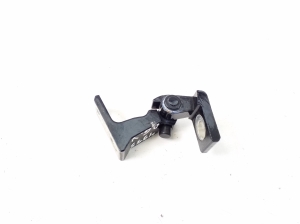 Porsche Cayenne (2010–2017) Rear side door upper hinge 8K0831402A - 2