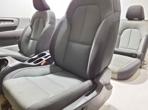 VOLVO XC40 (2017–2026) Salons un tā detaļas - 8
