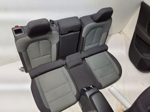 VOLVO XC40 (2017–2026) Salons un tā detaļas - 9