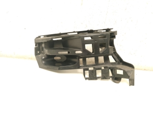 Rear bumper bracket - 95B807483B