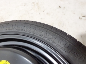 VOLVO XC40 (2017–2026) Varuratas 32294586 - 5