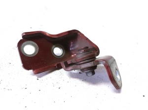 Front door lower hinge - AV11R22810AA