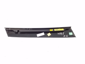 Porsche Cayenne (2010–2017) Rear quarter window outer molding 7P5853381A - 3
