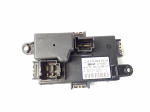 Mercedes Benz E-Class W207 (2009–2017) Gebläsewiderstand A2128702110 - 2