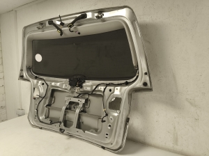 Volkswagen Touran II (2010–2015) Trunk lid - 3