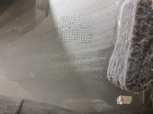 VOLVO XC40 (2017–2026) Priekšējais apakšspārns 32241406 - 2