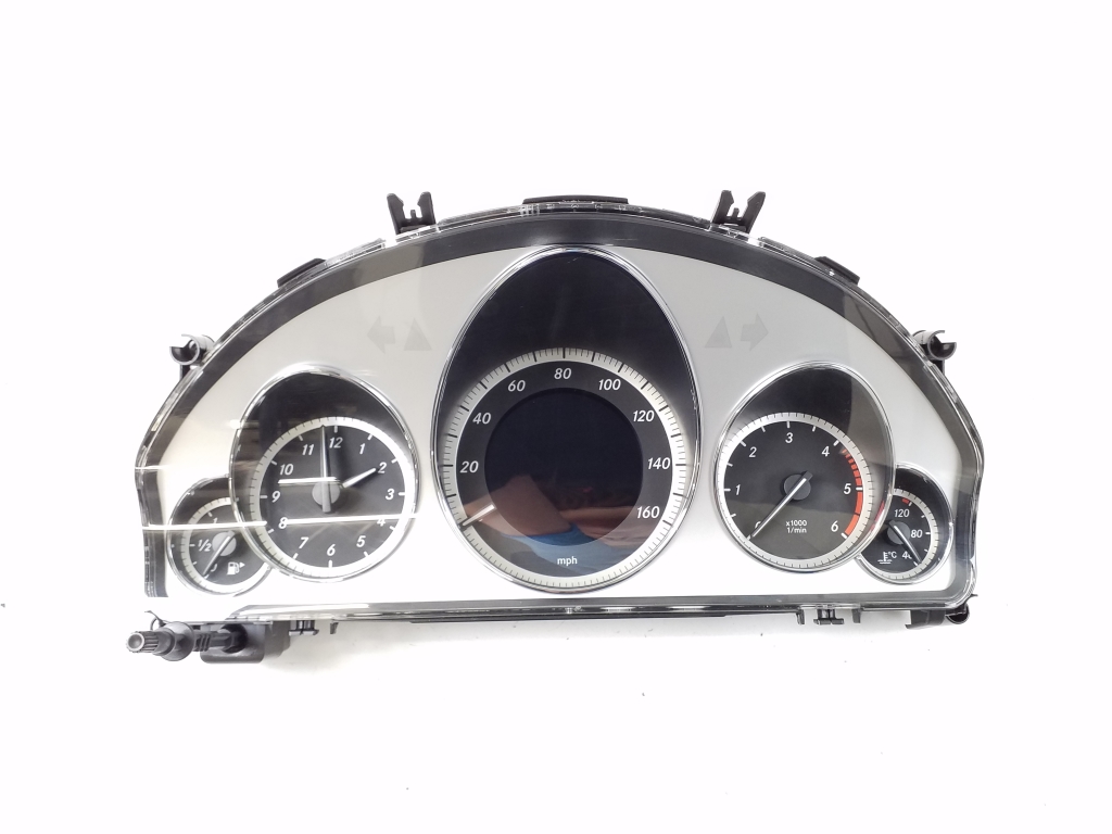 Mercedes Benz E-Class W207 (2009–2017) Mērinstrumentu panelis A2129004313 Mercedes Benz E-Class W207 (2009–2017) Mērinstrumentu panelis A2129004313