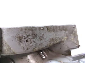 Ford B-MAX (2012–2018) Aizmugurējā bampera kronšteins AV11R296A23AD - 2