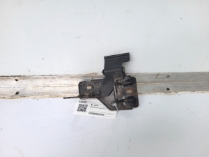 Porsche Cayenne (2002–2010) Hood latch 7L5823480 - 2