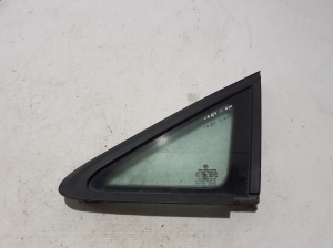 Front body quarter glass - 2K0845411H